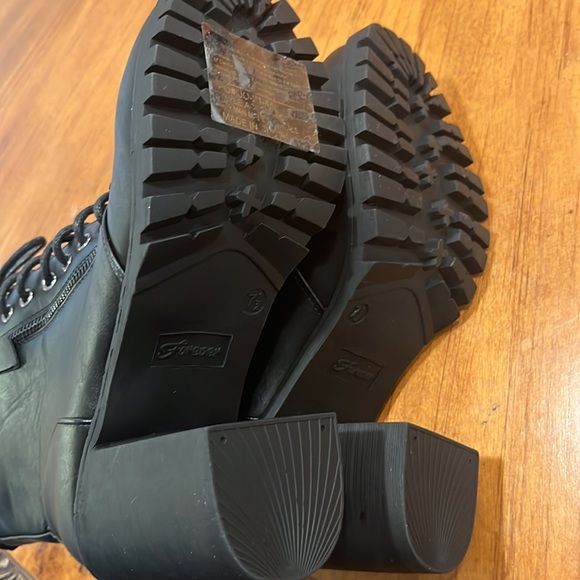 Forever 21 bliss ankle 🥾 boots - Picture 5 of 6